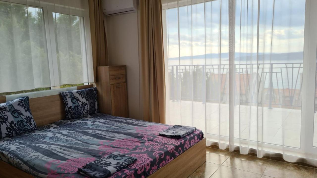 Вила Quiet Bay โซโซโปล ภายนอก รูปภาพ