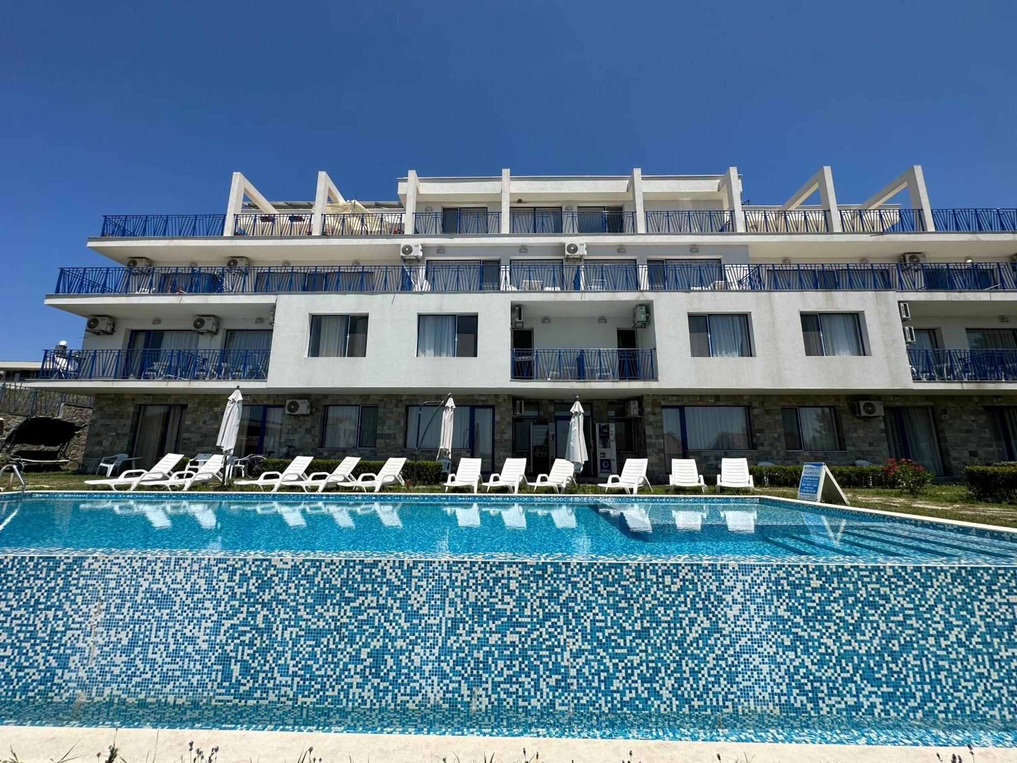 Вила Quiet Bay โซโซโปล ภายนอก รูปภาพ