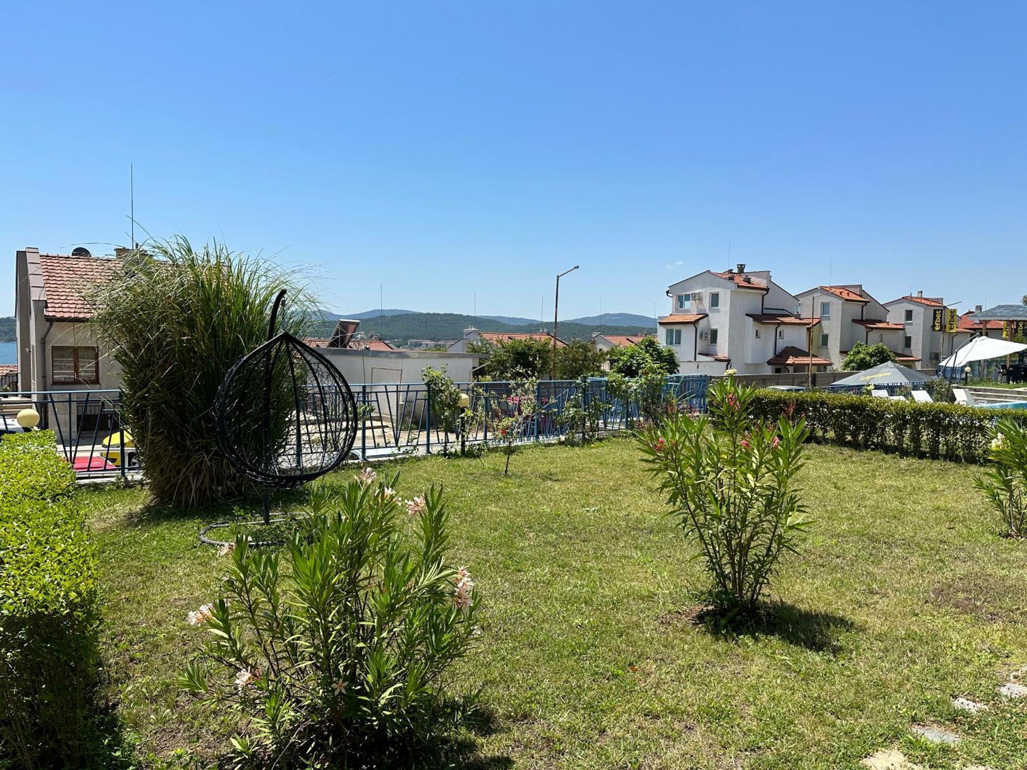 Вила Quiet Bay โซโซโปล ภายนอก รูปภาพ