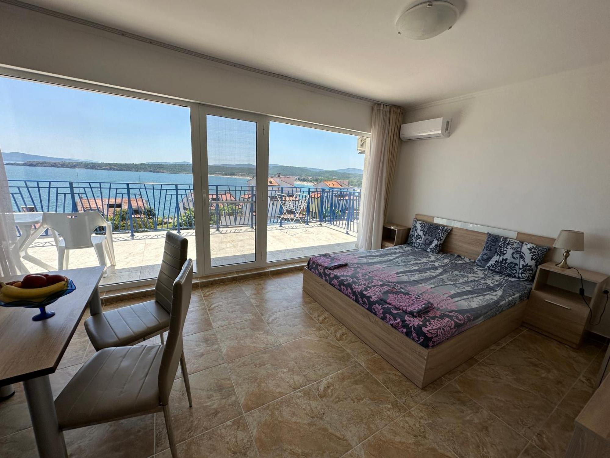 Вила Quiet Bay โซโซโปล ภายนอก รูปภาพ