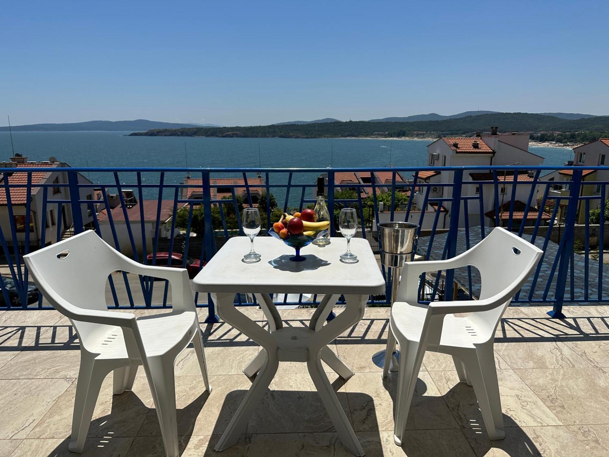 Вила Quiet Bay โซโซโปล ภายนอก รูปภาพ